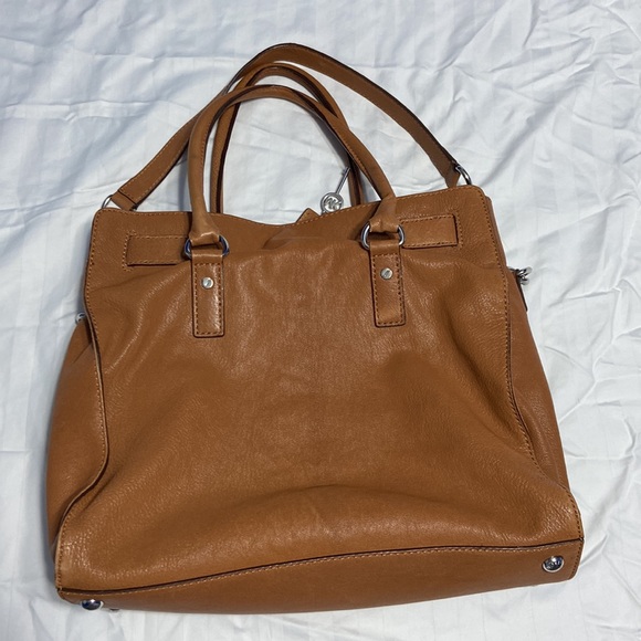 Michael Kors Hamilton Large Satchel - Picture 4 of 14